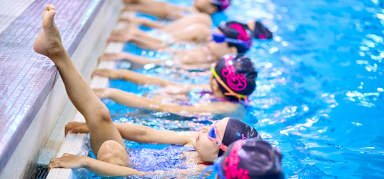 Synchronised swimming